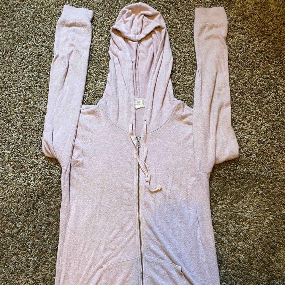 Light pink zip up